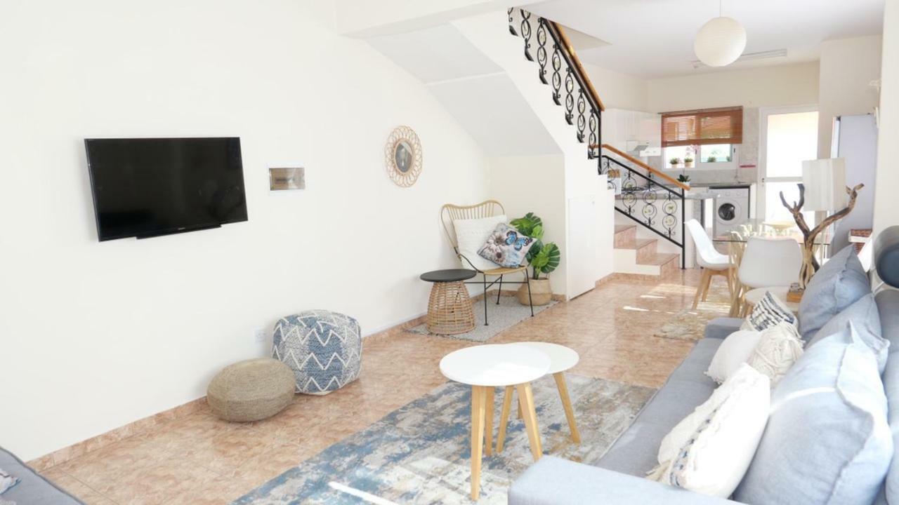 Melanos Residence 2 Bdrm Townhouse With Private Pool Klorakas Eksteriør billede