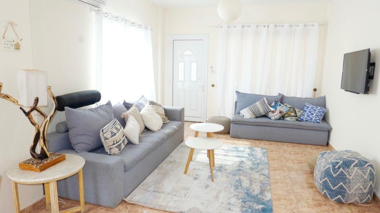 Melanos Residence 2 Bdrm Townhouse With Private Pool Klorakas Eksteriør billede